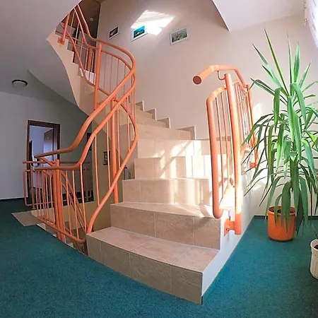 Отель & Assmann 3*